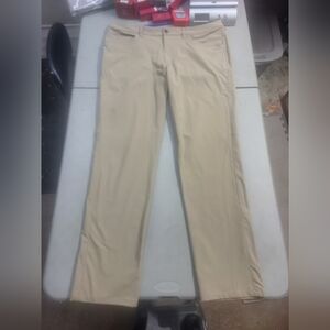 Lululemon Pants - Mens 36